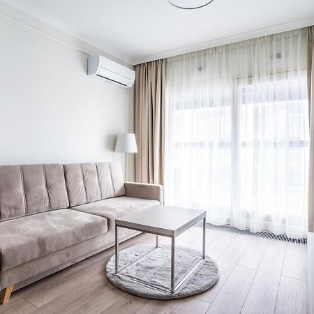 Apartamenty Mennica Residence - Golden Apartments วอร์ซอ ภายนอก รูปภาพ