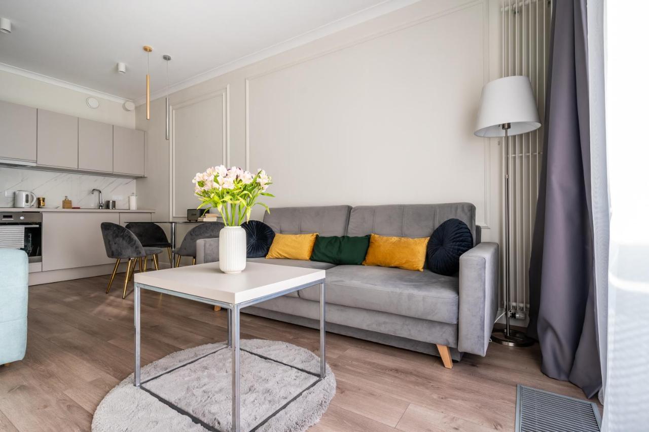 Apartamenty Mennica Residence - Golden Apartments วอร์ซอ ภายนอก รูปภาพ
