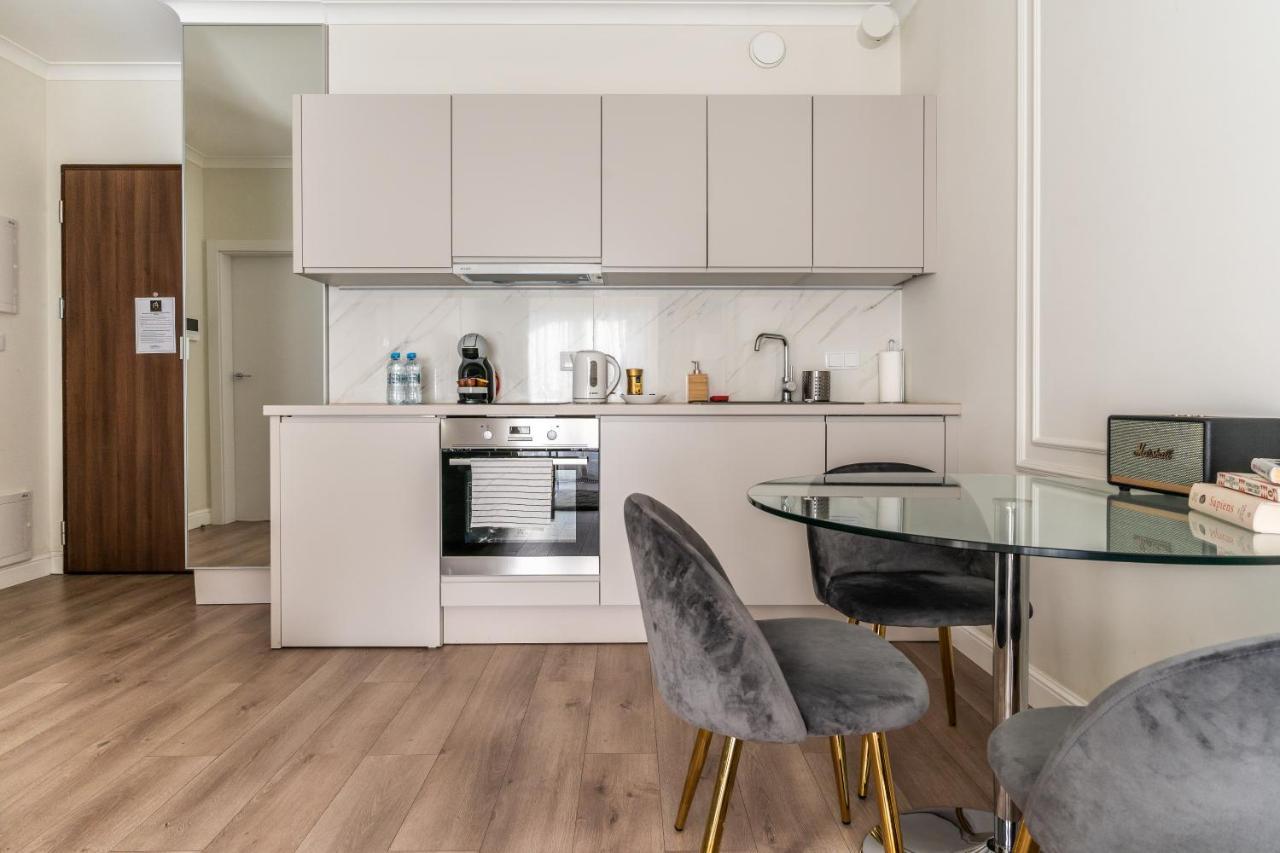 Apartamenty Mennica Residence - Golden Apartments วอร์ซอ ภายนอก รูปภาพ